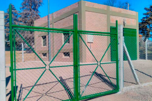 Portón Doble Hoja Caño Estructural con Malla